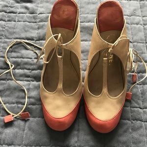 AUTHENTIC VINTAGE CHANEL Mary Jane heels